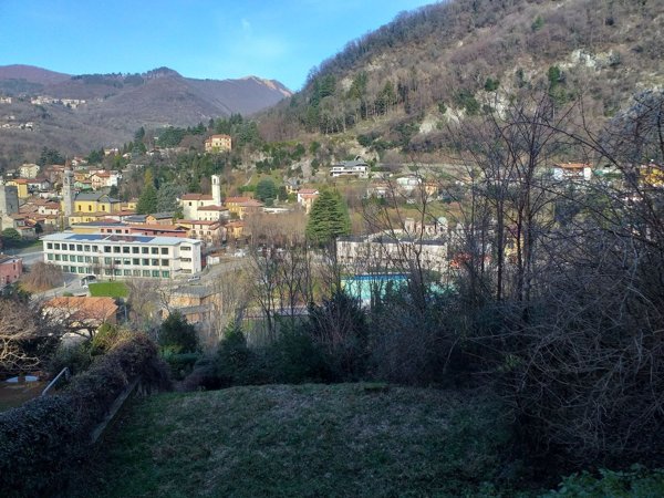 terreno edificabile in vendita ad Asso