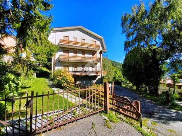 appartamento in vendita ad Asso