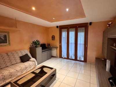 appartamento in vendita ad Asso