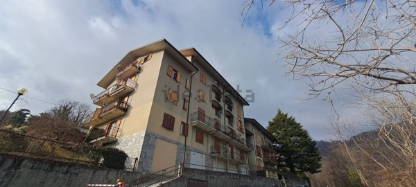 appartamento in vendita ad Asso