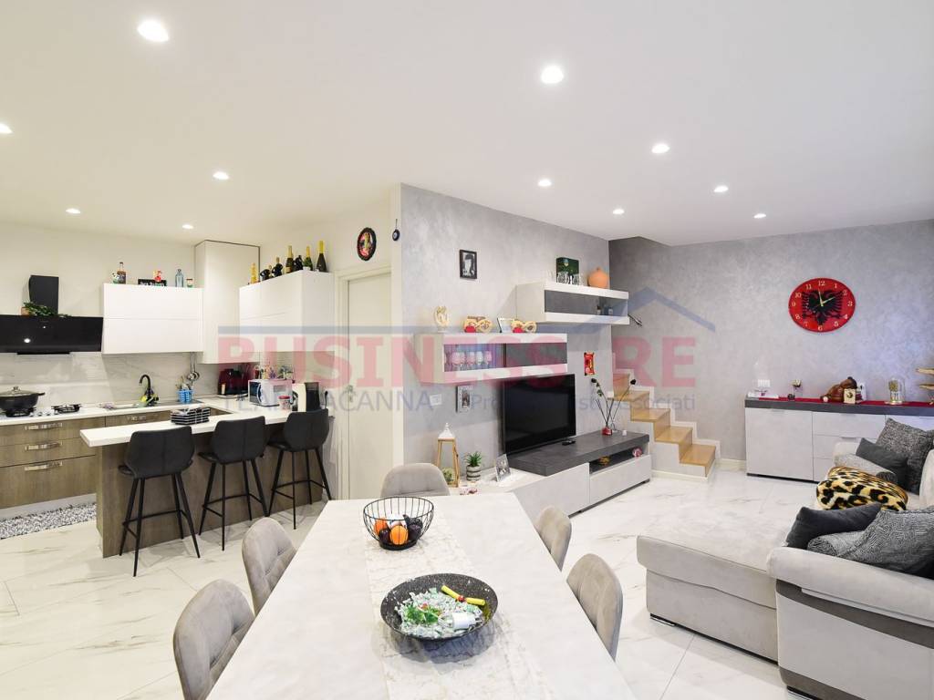 casa indipendente in vendita ad Asso