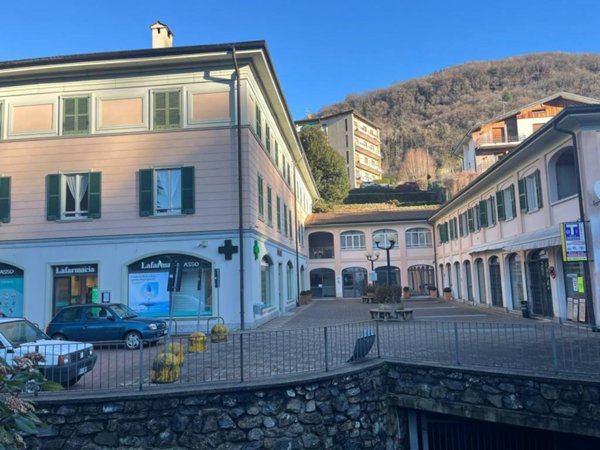 appartamento in vendita ad Asso