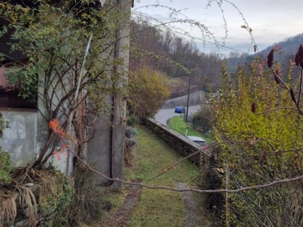 casa indipendente in vendita ad Asso