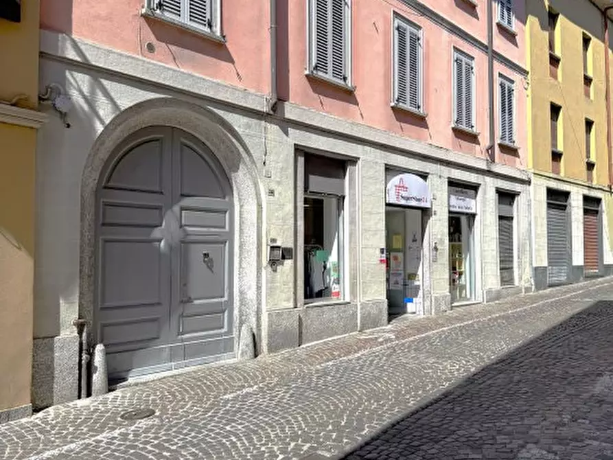 appartamento in vendita ad Asso