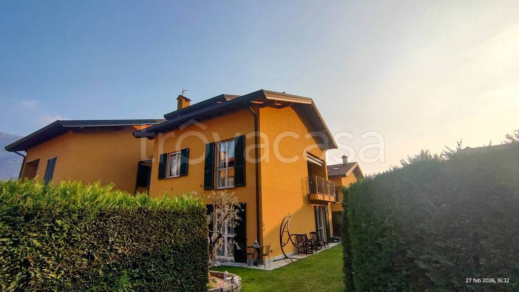 appartamento in vendita ad Asso