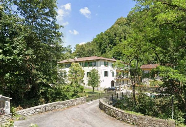 appartamento in vendita ad Asso