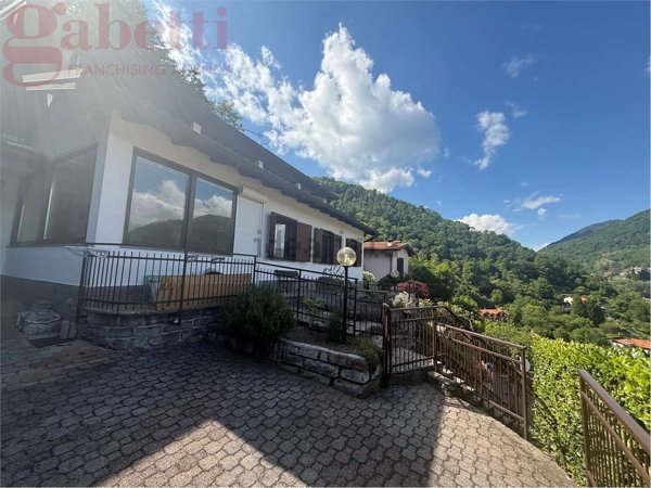 casa indipendente in vendita ad Asso