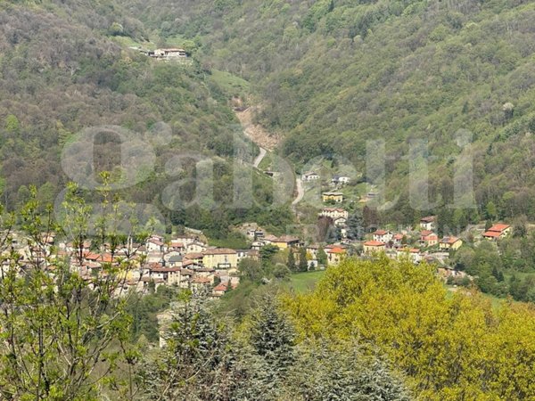 appartamento in vendita ad Asso