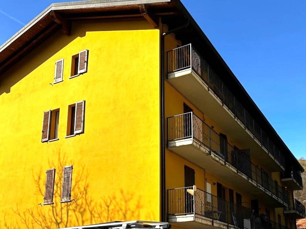 appartamento in vendita ad Asso