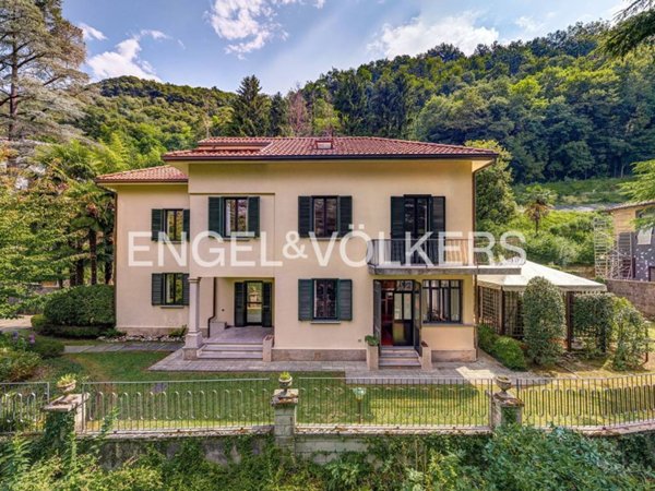 casa indipendente in vendita ad Asso