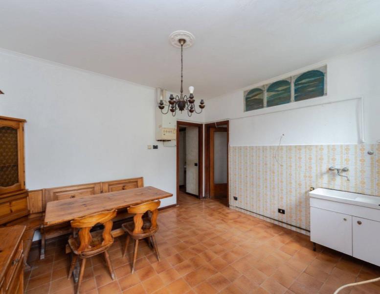 appartamento in vendita ad Asso