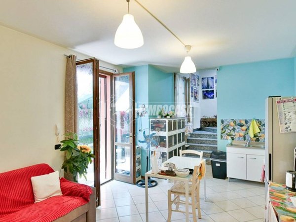 appartamento in vendita ad Asso