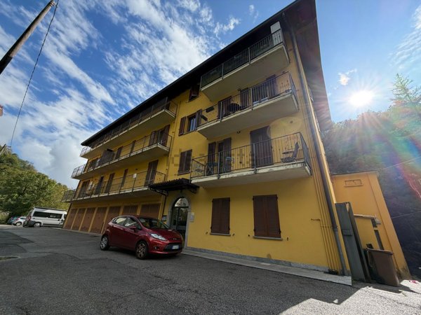 appartamento in vendita ad Asso