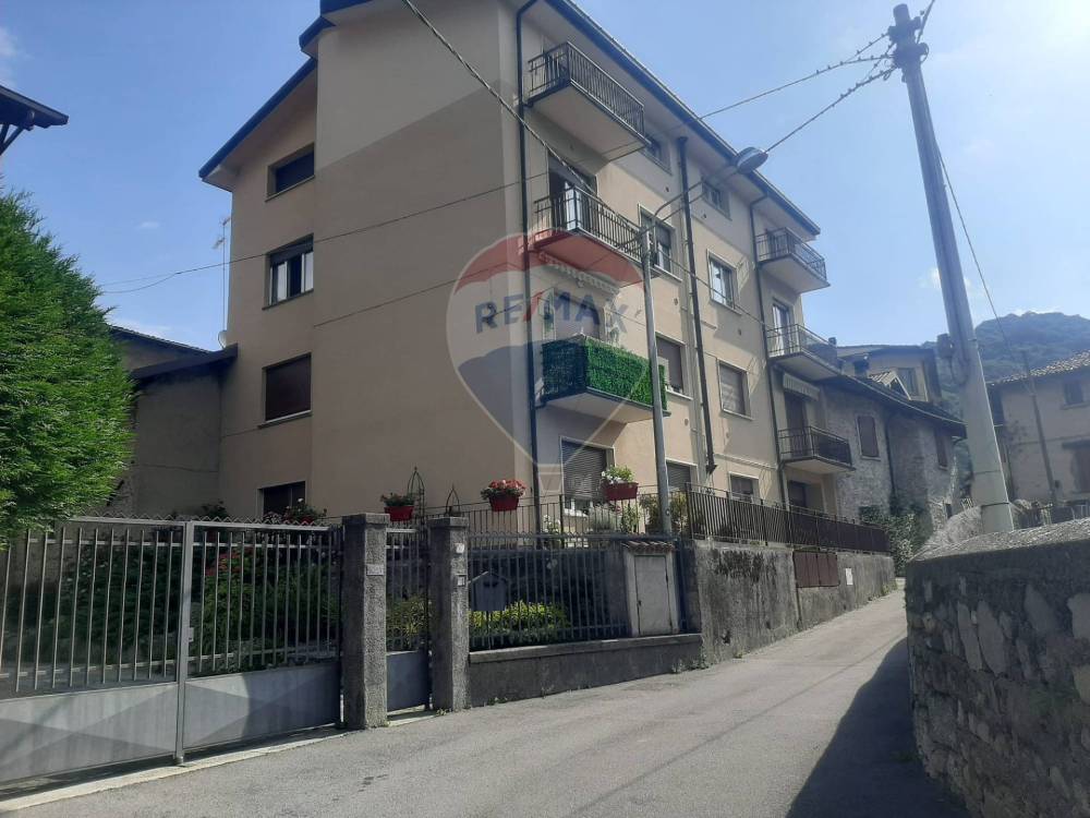 appartamento in vendita a Barni