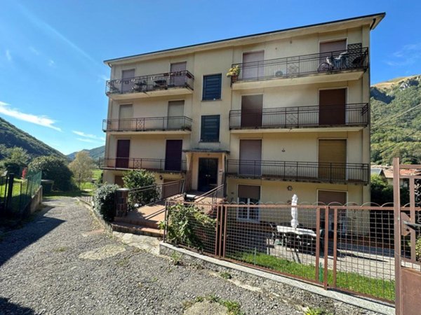 appartamento in vendita a Barni