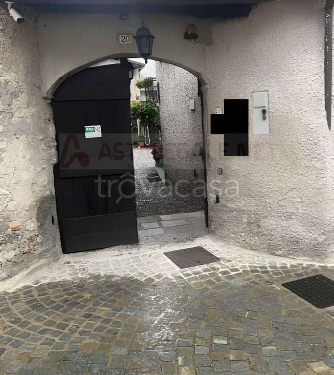 appartamento in vendita a Barni
