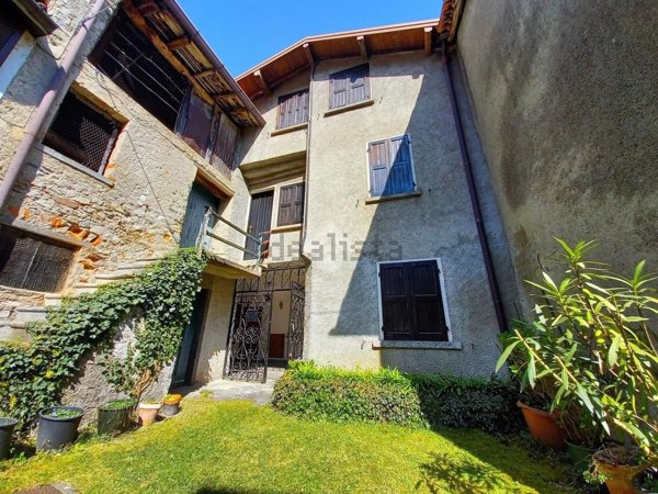 appartamento in vendita a Barni