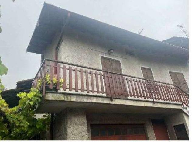 appartamento in vendita a Barni