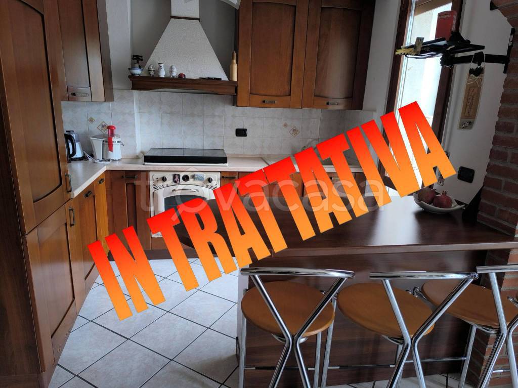 appartamento in vendita a Barni