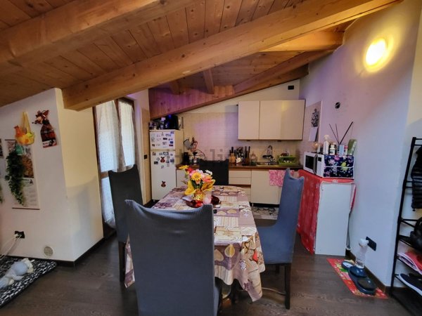 appartamento in vendita a Barni