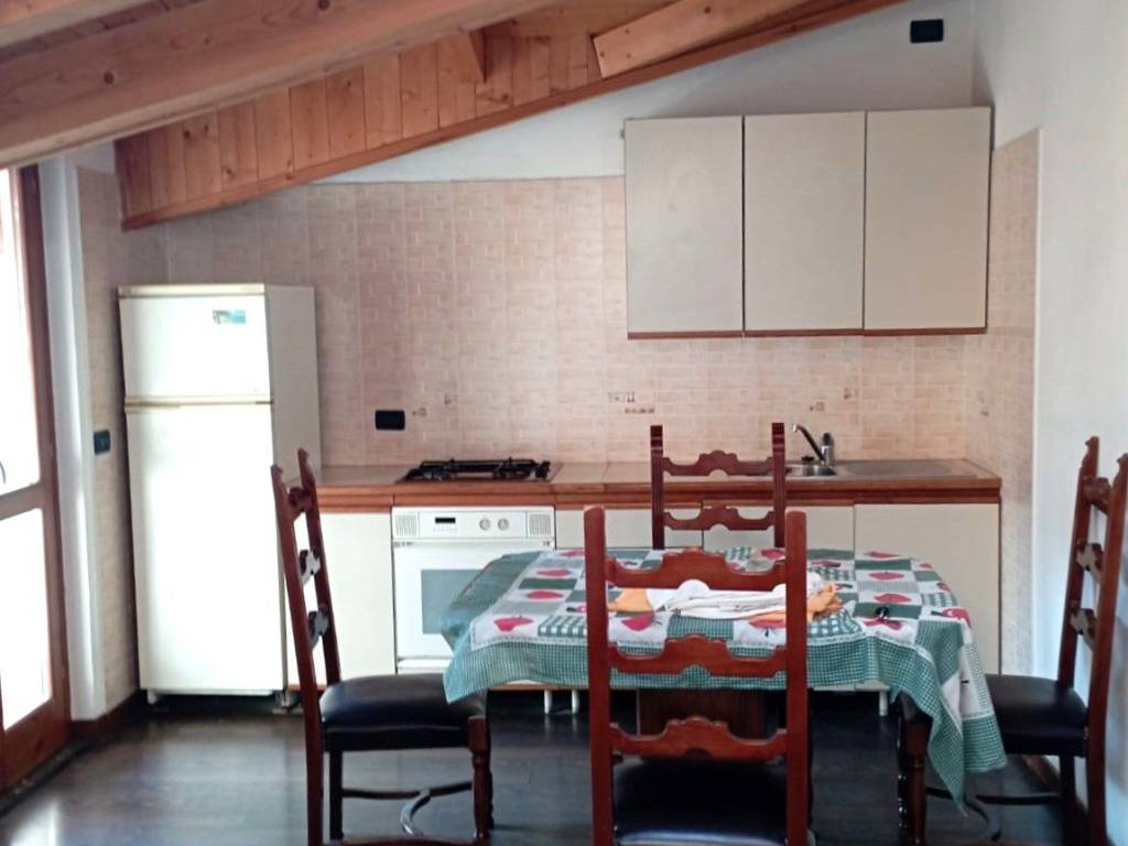 appartamento in vendita a Barni