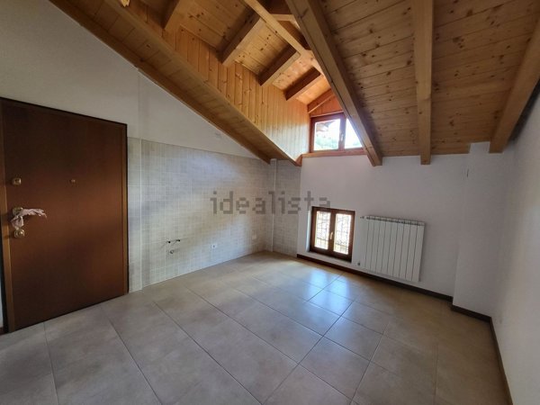 appartamento in vendita a Barni
