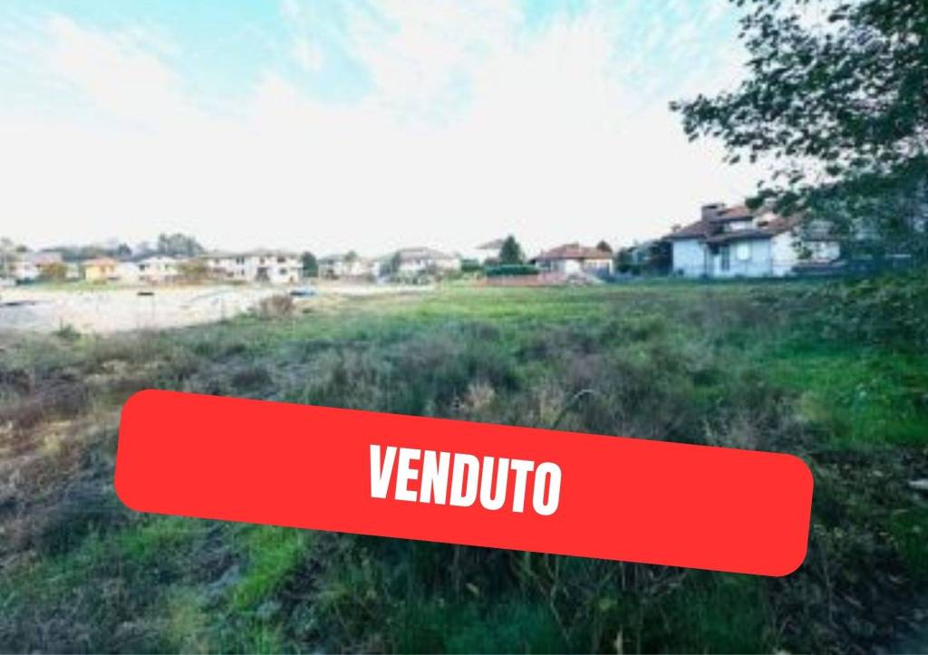 terreno edificabile in vendita a Beregazzo con Figliaro