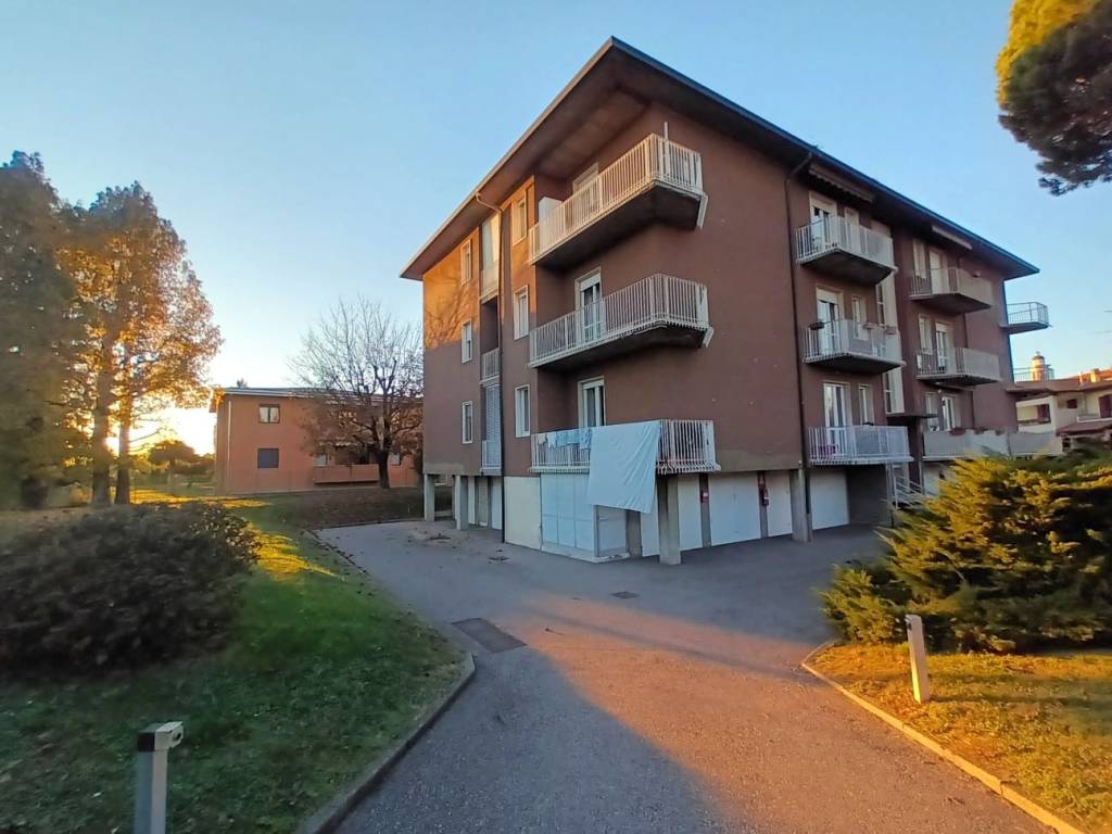 appartamento in vendita a Beregazzo con Figliaro
