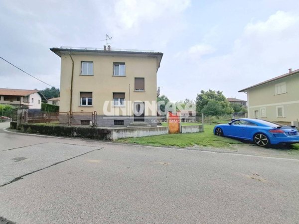 casa indipendente in vendita a Beregazzo con Figliaro
