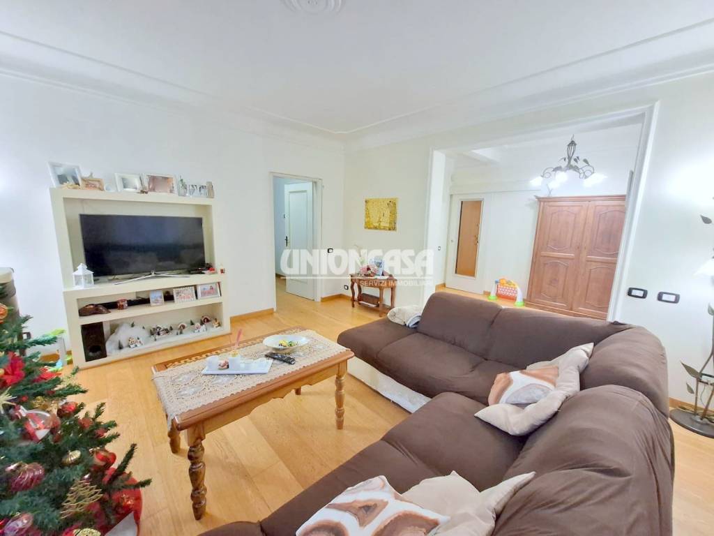 appartamento in vendita a Beregazzo con Figliaro