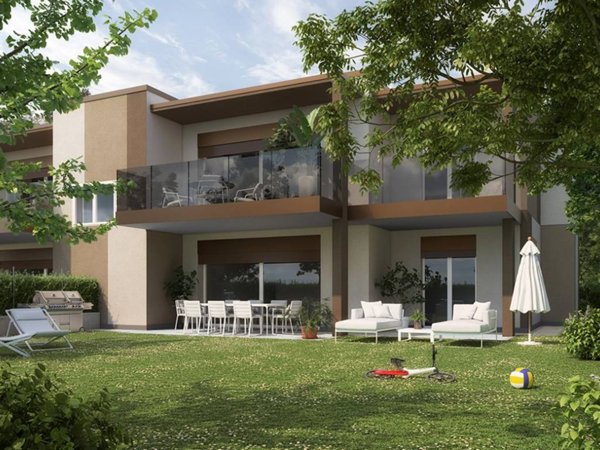 casa indipendente in vendita a Beregazzo con Figliaro