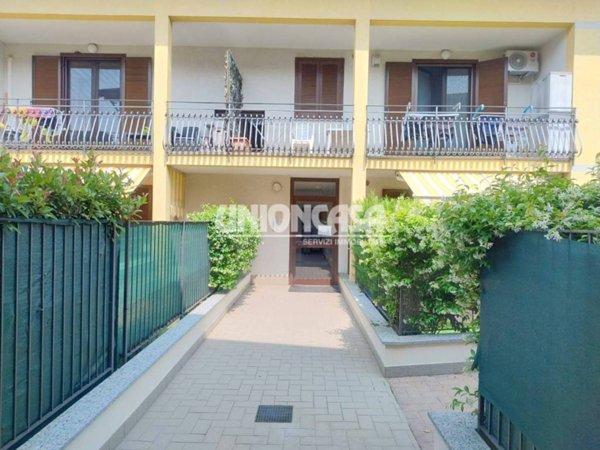 appartamento in vendita a Binago
