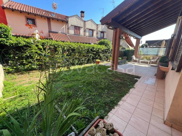 appartamento in vendita a Binago