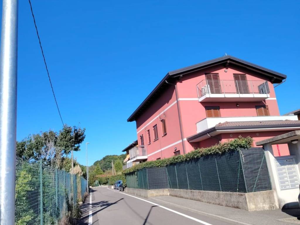 appartamento in vendita a Binago