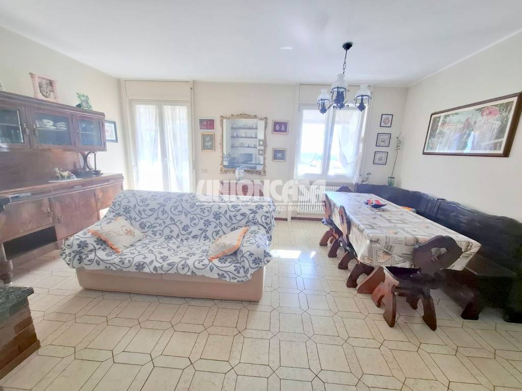 appartamento in vendita a Binago