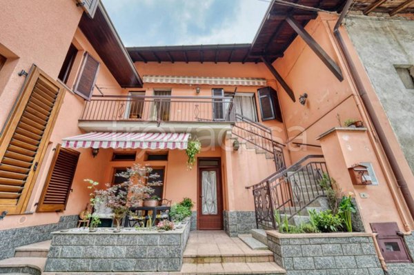 appartamento in vendita a Binago