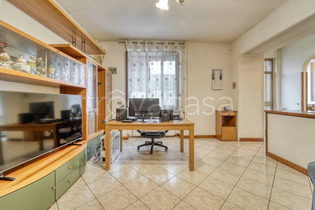 appartamento in vendita a Binago