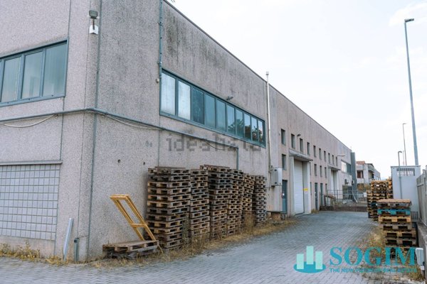 ufficio in vendita a Binago