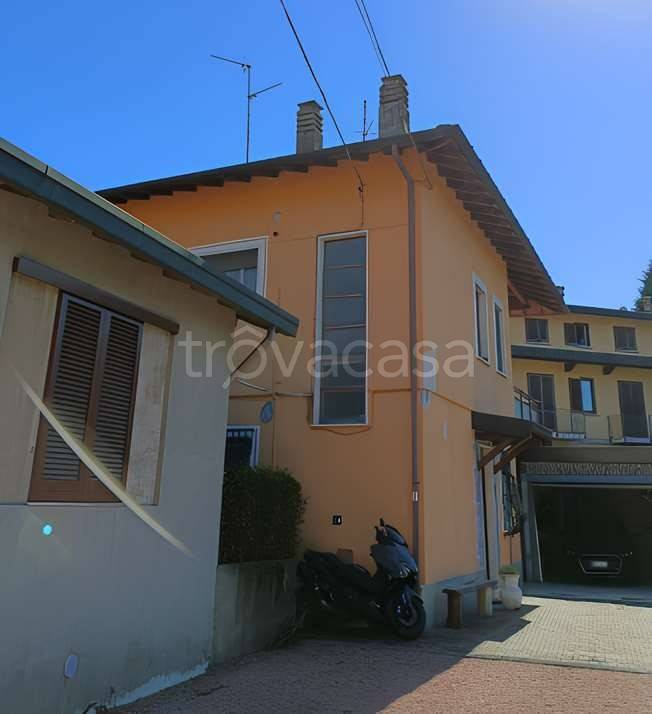 appartamento in vendita a Binago