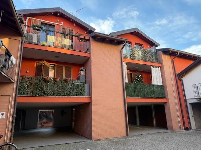 appartamento in vendita a Binago