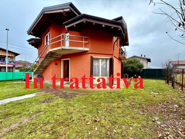 appartamento in vendita a Binago