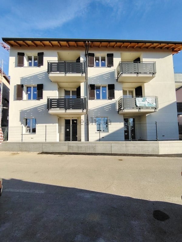 appartamento in vendita a Binago