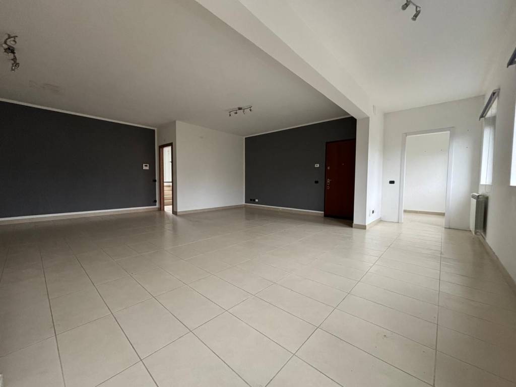 appartamento in vendita a Binago