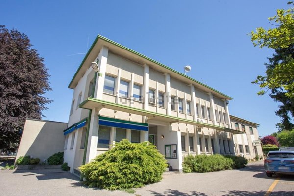 ufficio in vendita a Binago