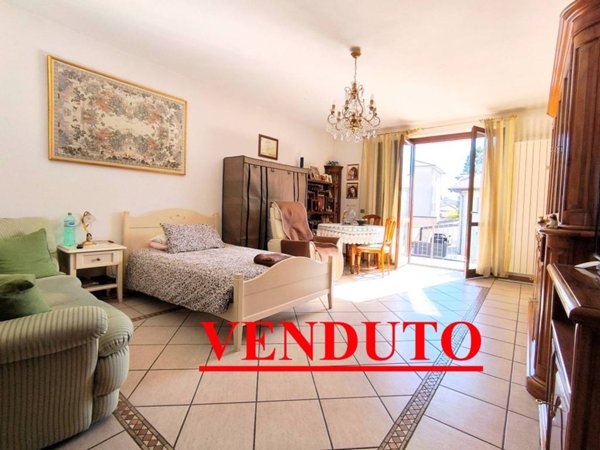 appartamento in vendita a Binago
