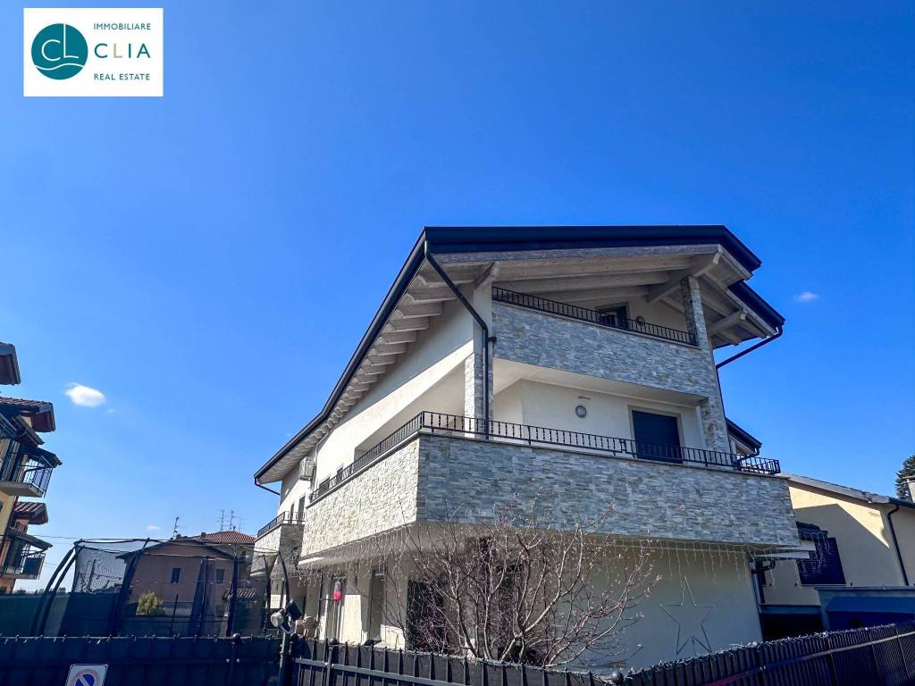 appartamento in vendita a Binago