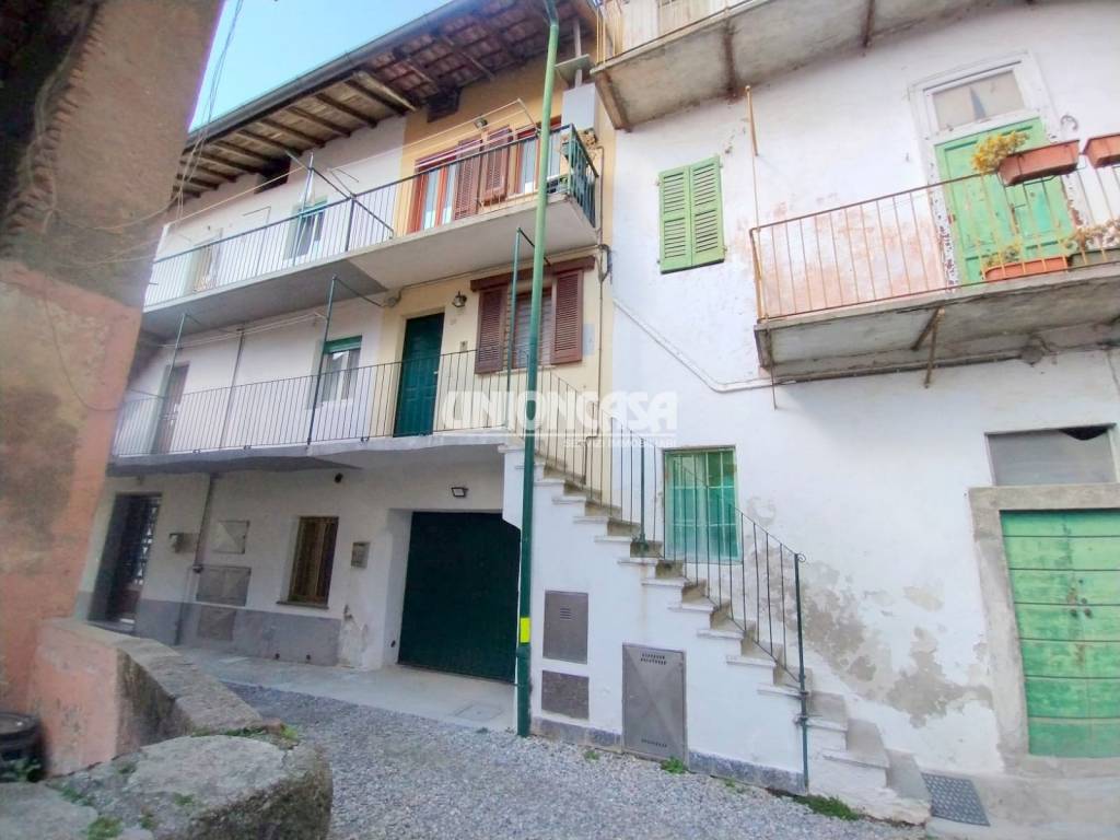 appartamento in vendita a Binago