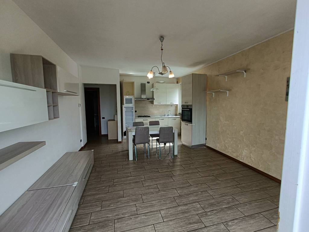 appartamento in vendita a Binago
