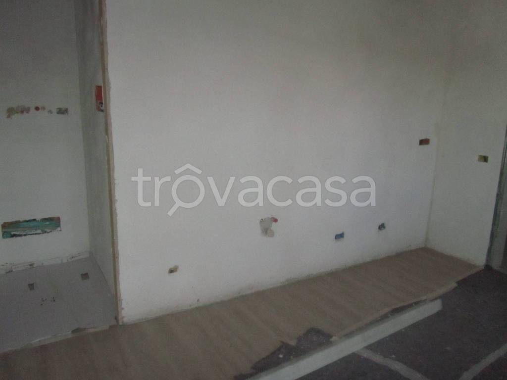 casa indipendente in vendita a Binago