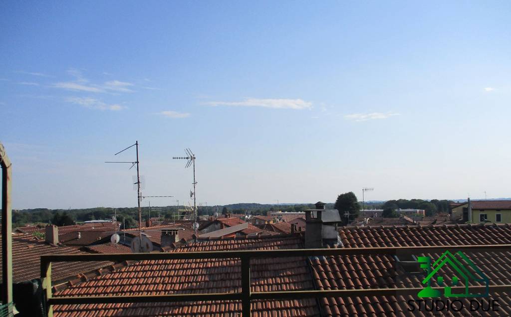 appartamento in vendita a Binago